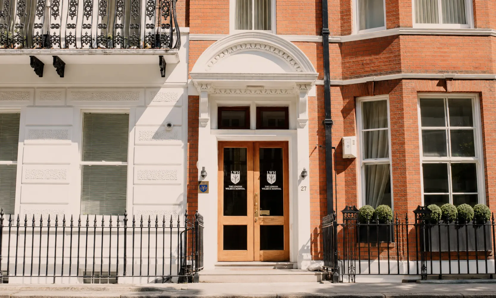 The exterior of Marta's Welbeck London consulting rooms in Marylebone